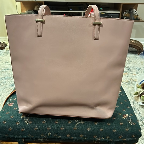 Kate Spade large tote, pink with embossed frontage - Picture 3 of 9